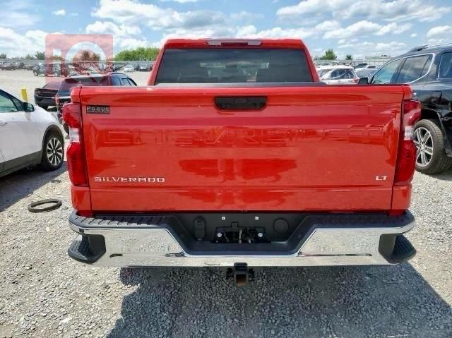 Chevrolet Silverado